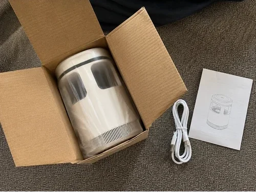 Qinux TowBite mosquito lamp